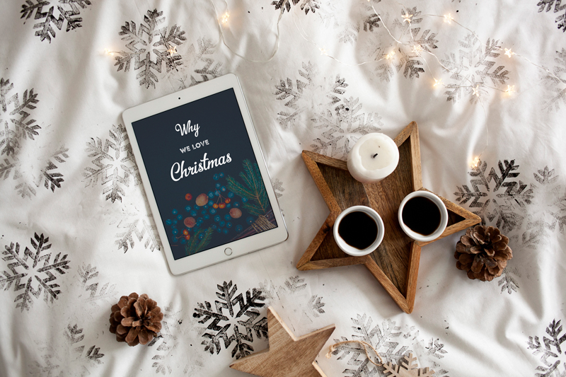 Christmas in bed – 8 photo mockups